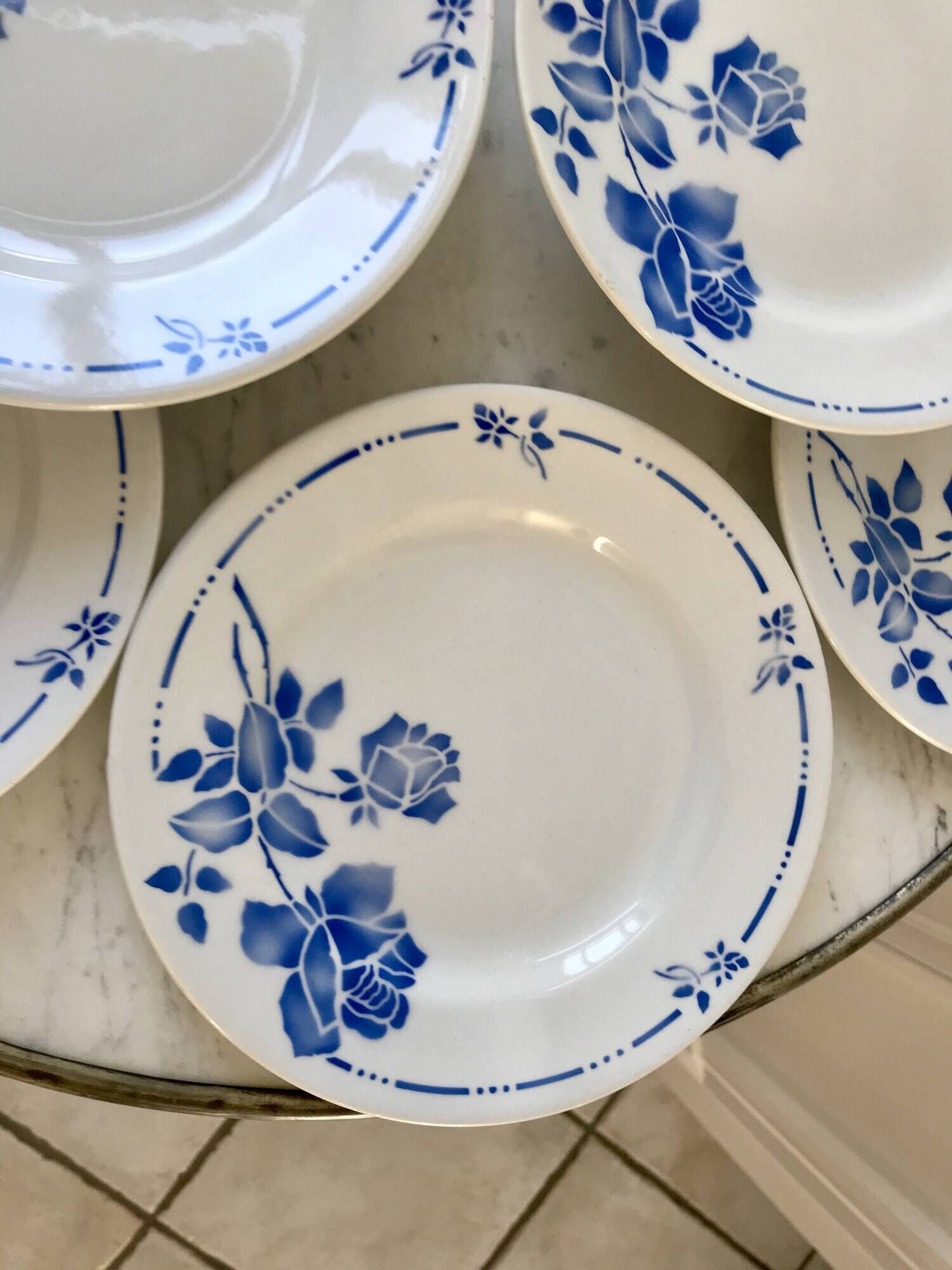 set of 8 St Amand dessert plates Gilbert model 50s