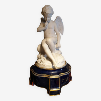 Porcelain Cherub Biscuit