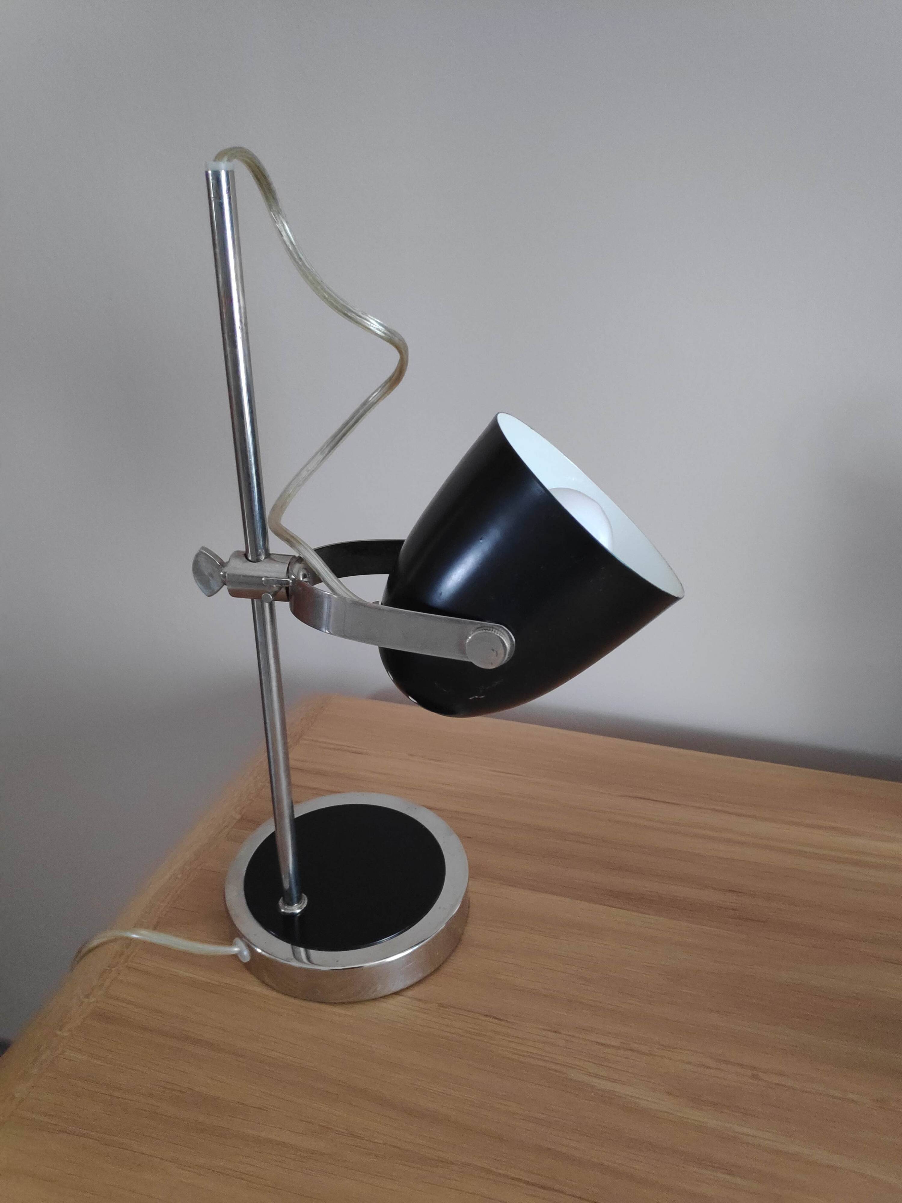 Eyeball ogive lamp