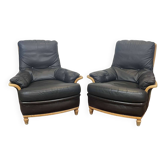 Pair of leather and beech armchairs from the 1970s.