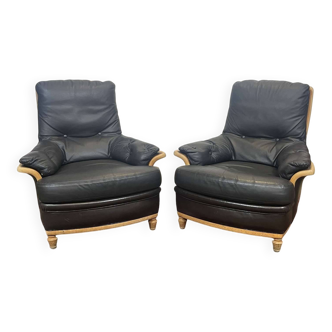 Pair of leather and beech armchairs from the 1970s.