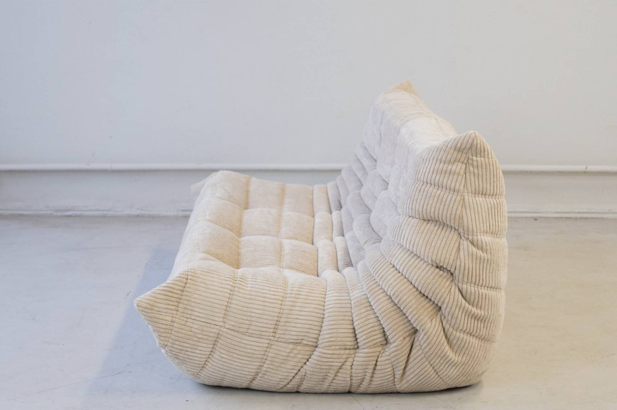 Togo sofa set in beige corduroy, model designed by Michel Ducaroy 1973