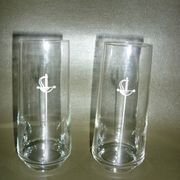 Lot de 2 verres avec épée gravée