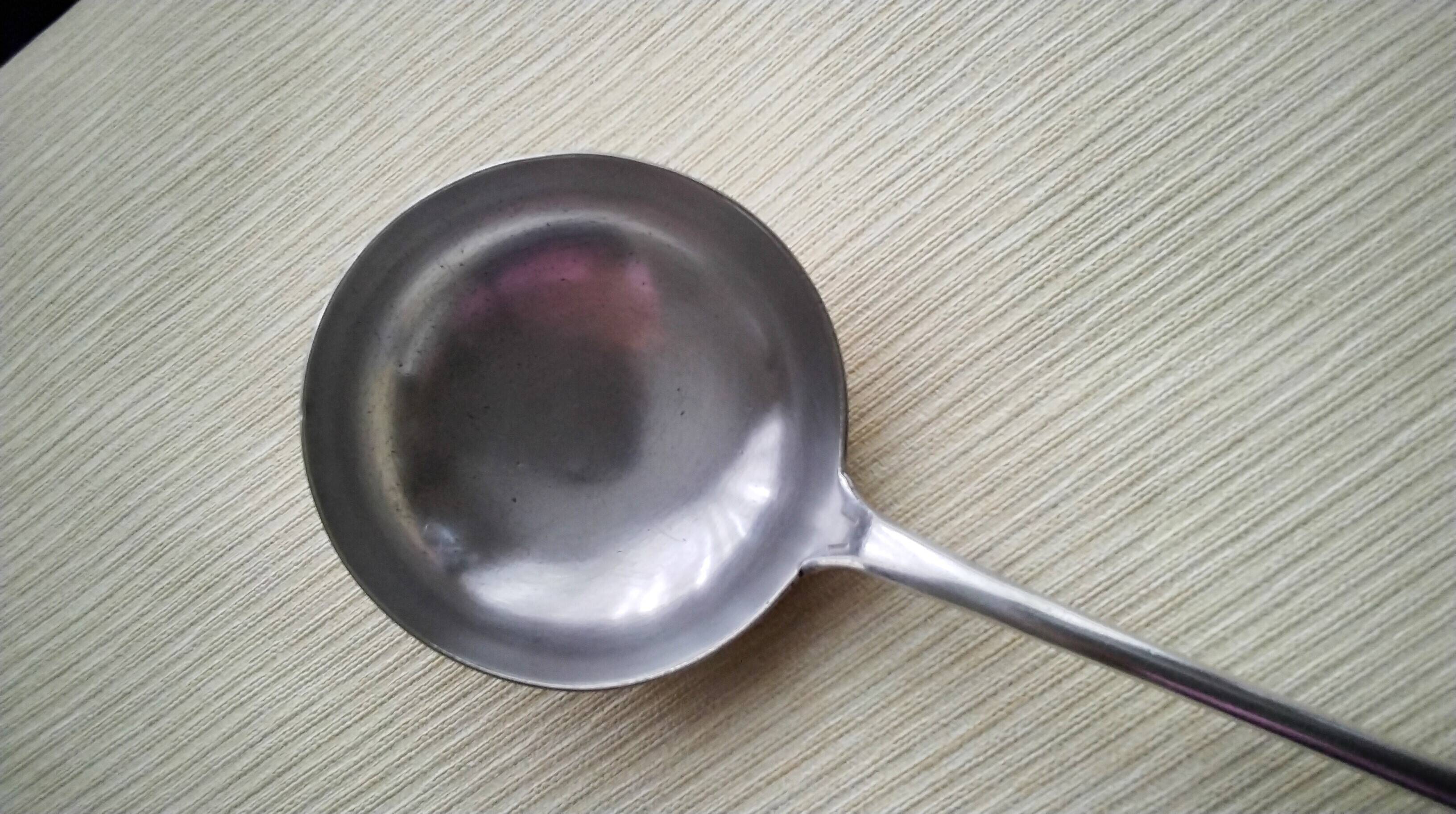 Louche à potage en Métal Argenté  Modèle Uniplat