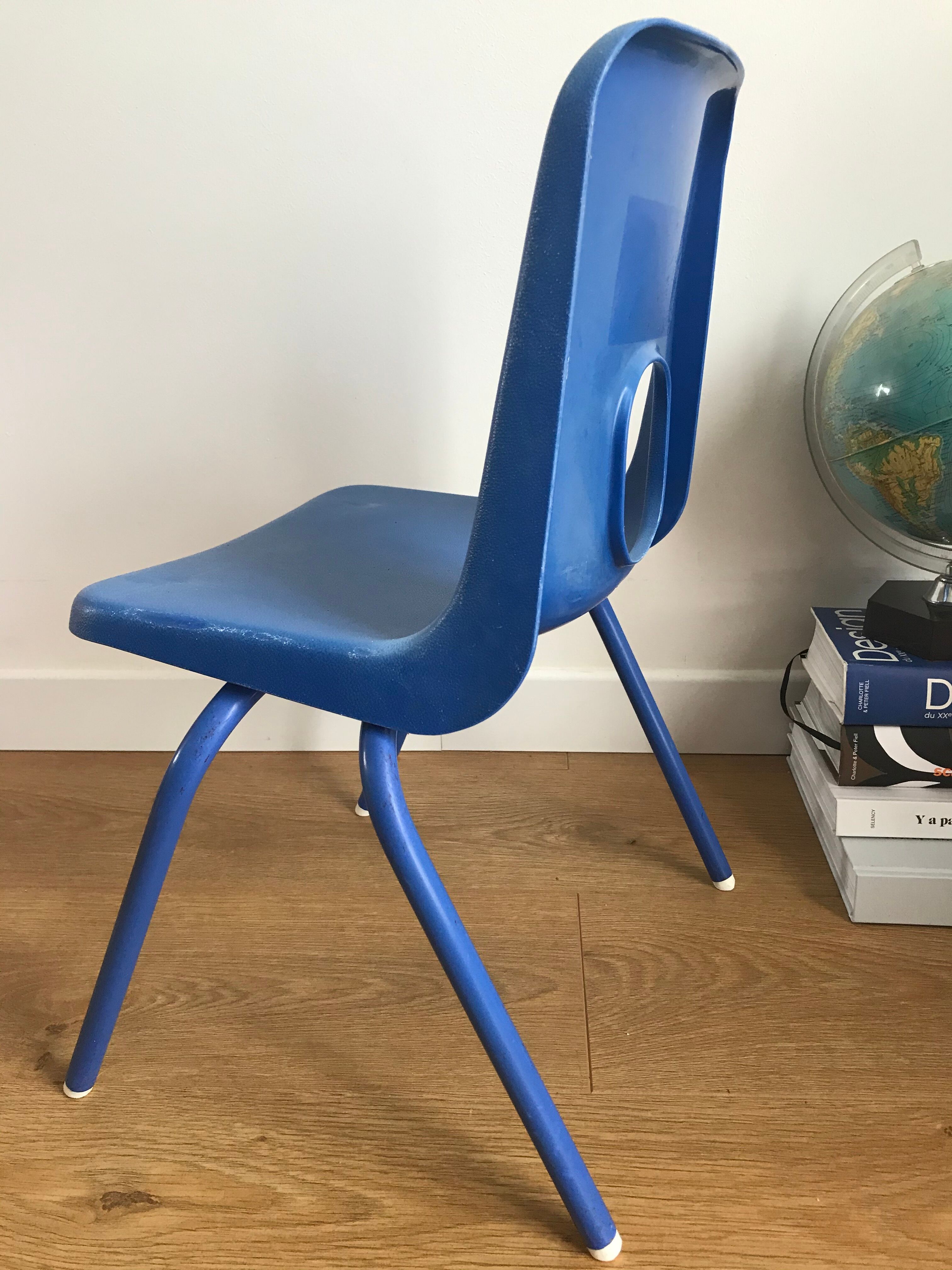 Chaise Enfant Vintage Bleue Par Robin Day Pour Ikea Selency