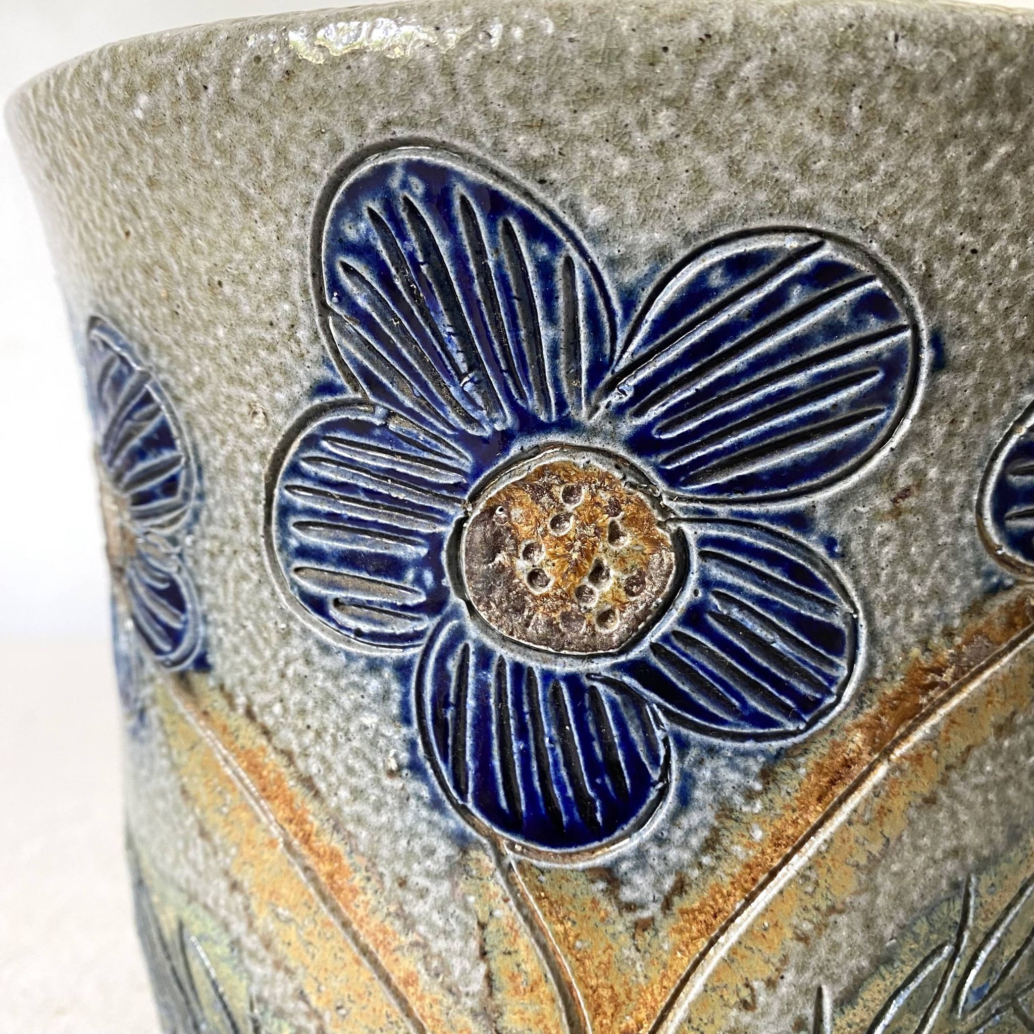 Cache pot et pique fleurs , poterie au sel , années 70