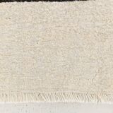 Long Tapis Couloir Off White à Rayures Noires, 74x351 Cm