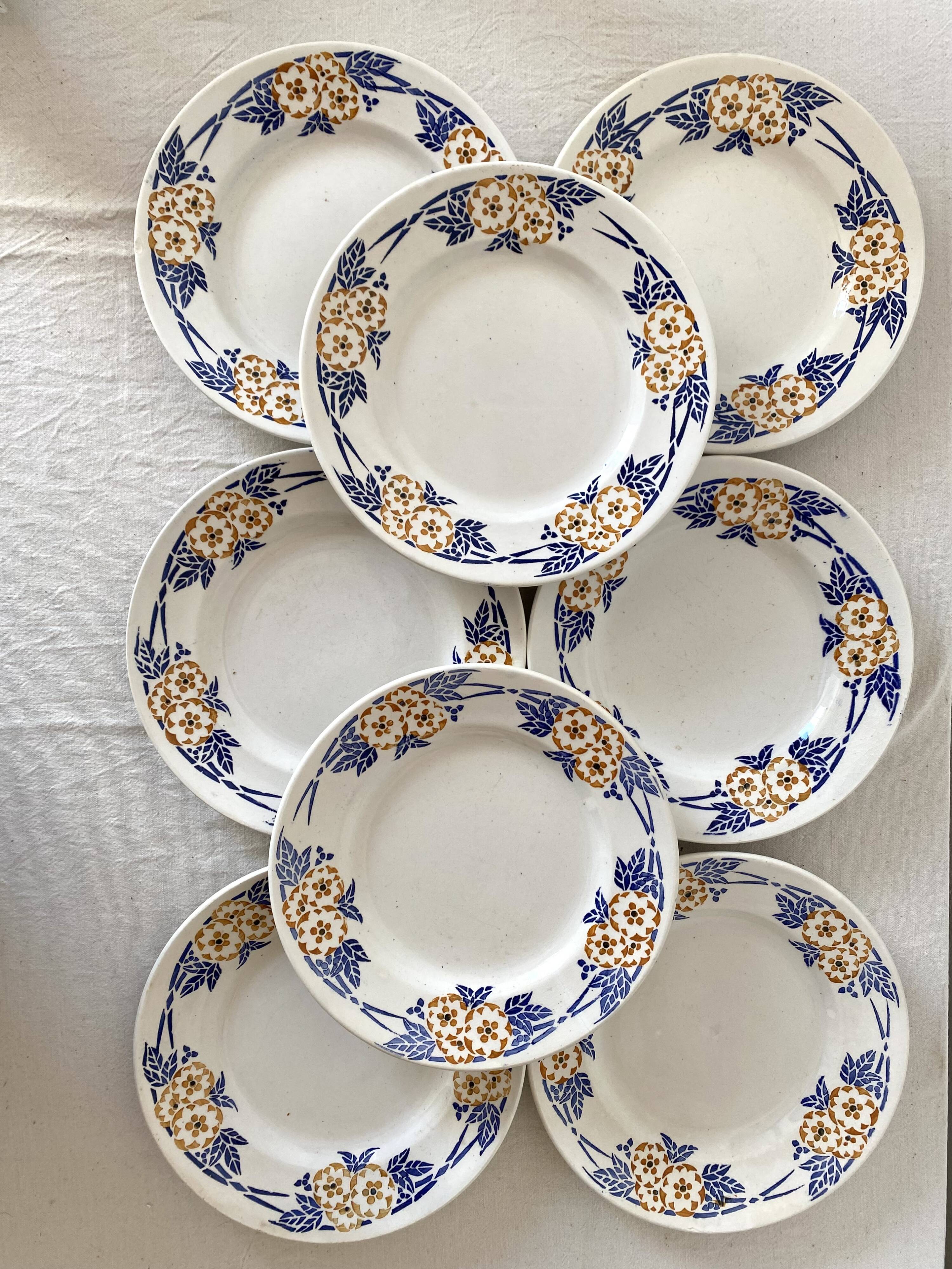 Old Moulin des Loups flat plates