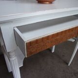 White white chic country style console