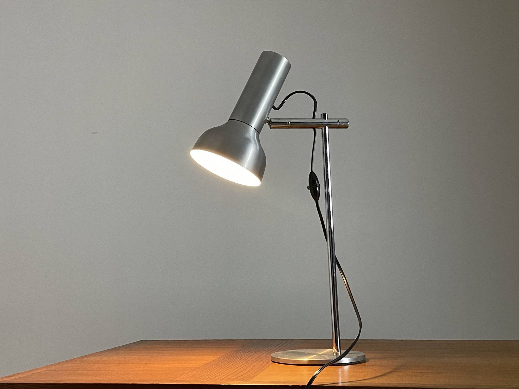 Lampe de bureau en métal des années 1970