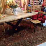 Farm table