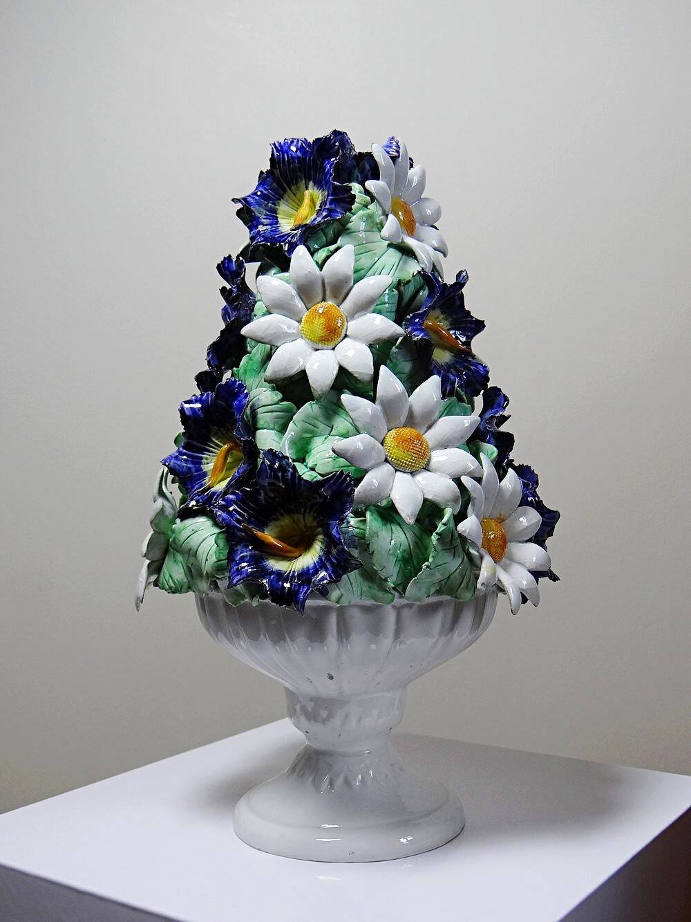 Centre de table trompe l'oeil faïence Italienne vintage corbeille de fleurs
