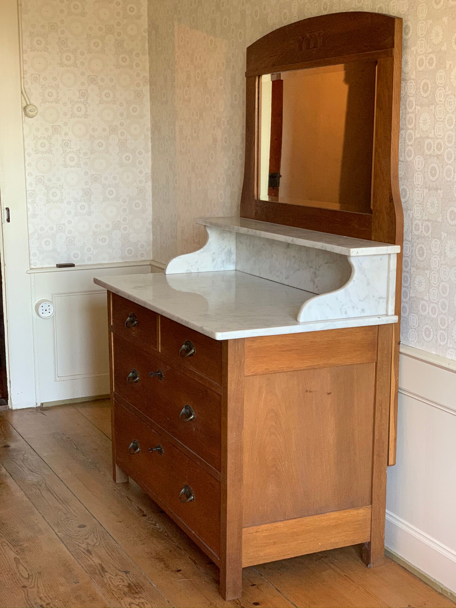 Wooden Chest of Drawers with marble top & mirror, antik country house 19th Century