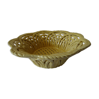 Basket in dabbling