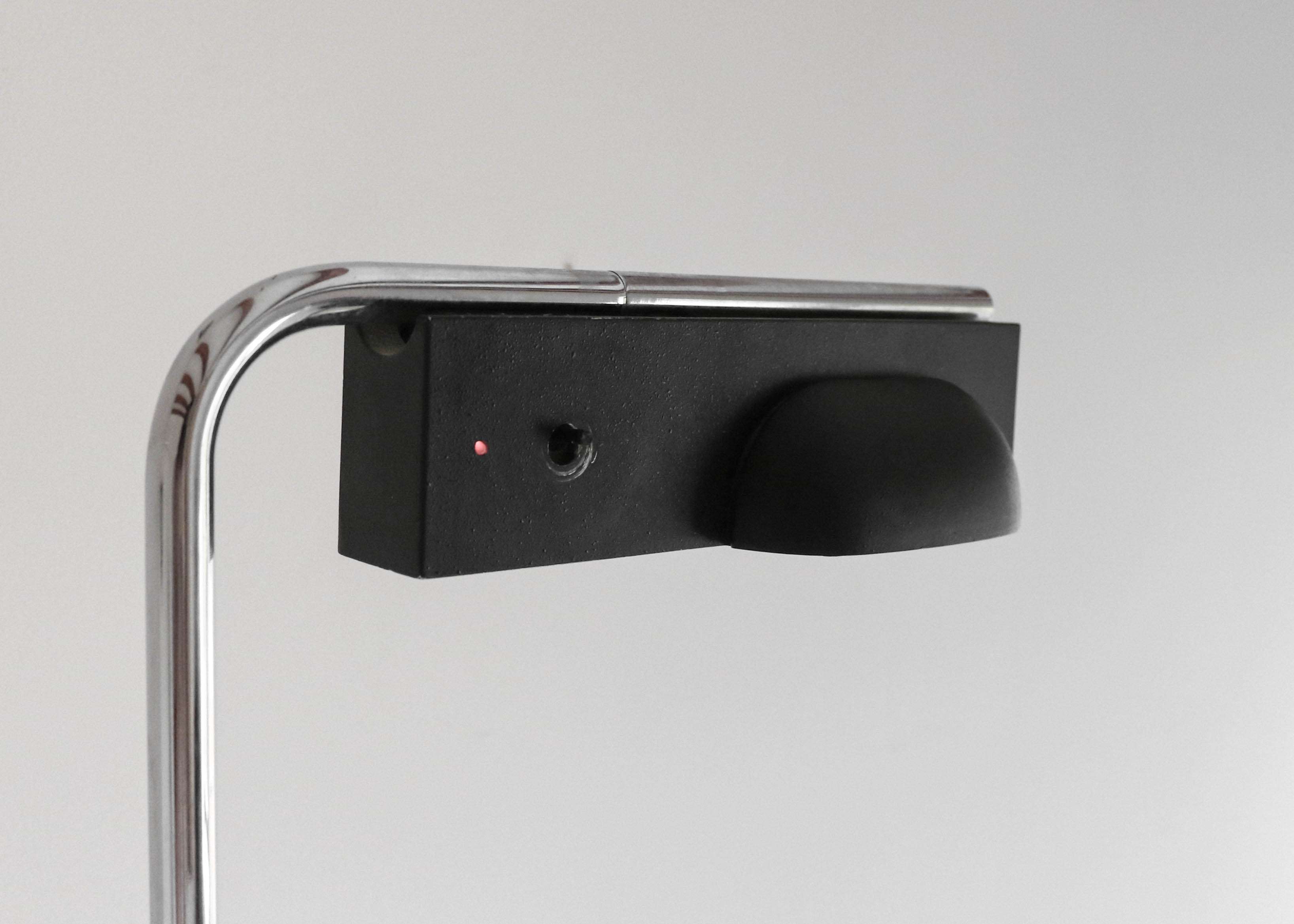 Ernesto Gismondi, Camera Terra lamppost, Artemide, 1980s