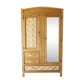 Armoire parisienne