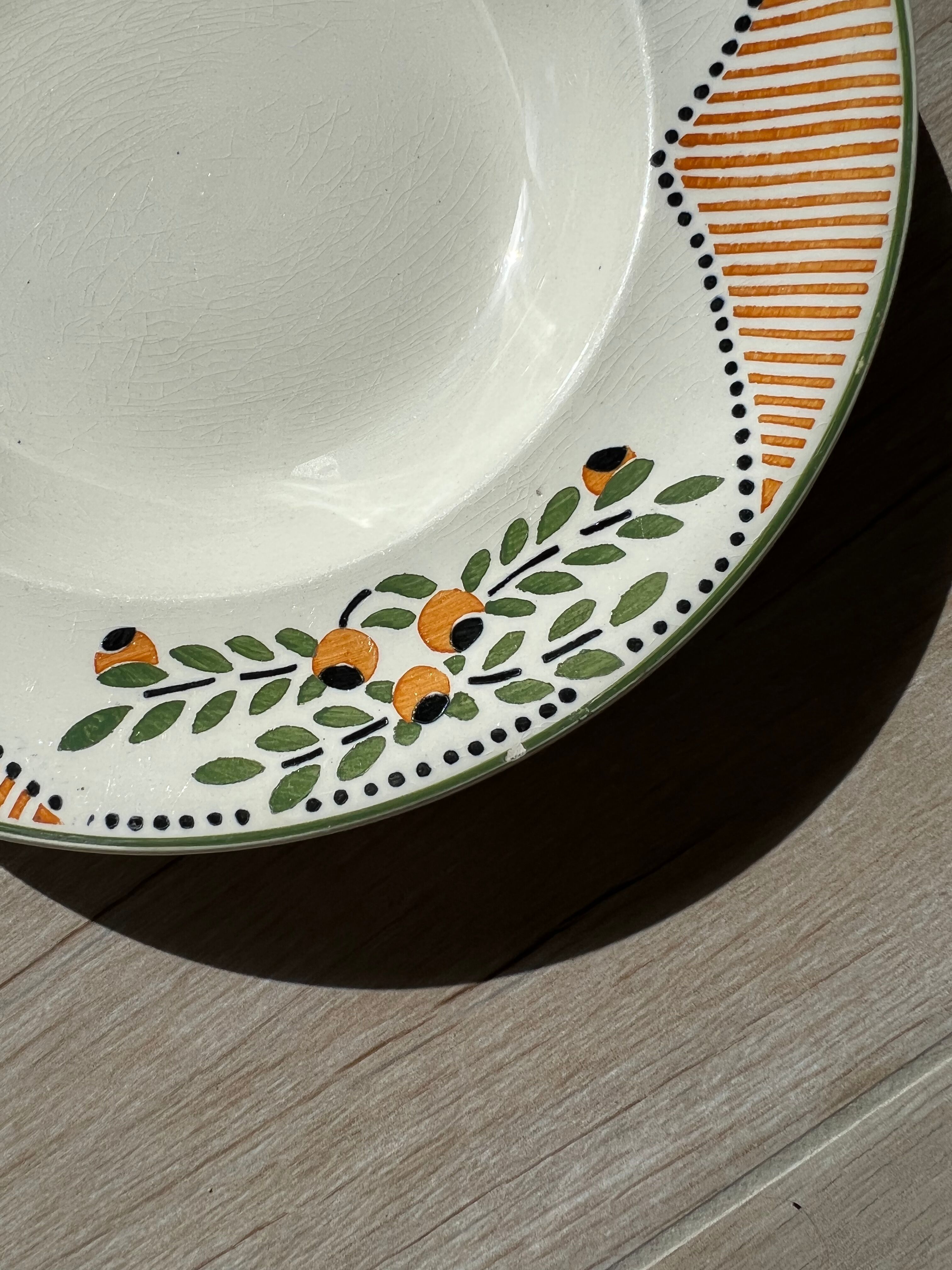 5 Longwy hollow plates