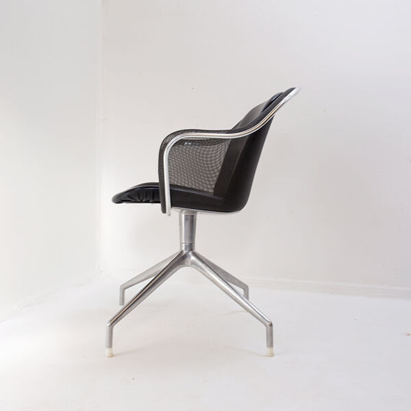 Fauteuil pivotant vintage italien ''Iuta'' par Antonio Citterio pour B&B Italia