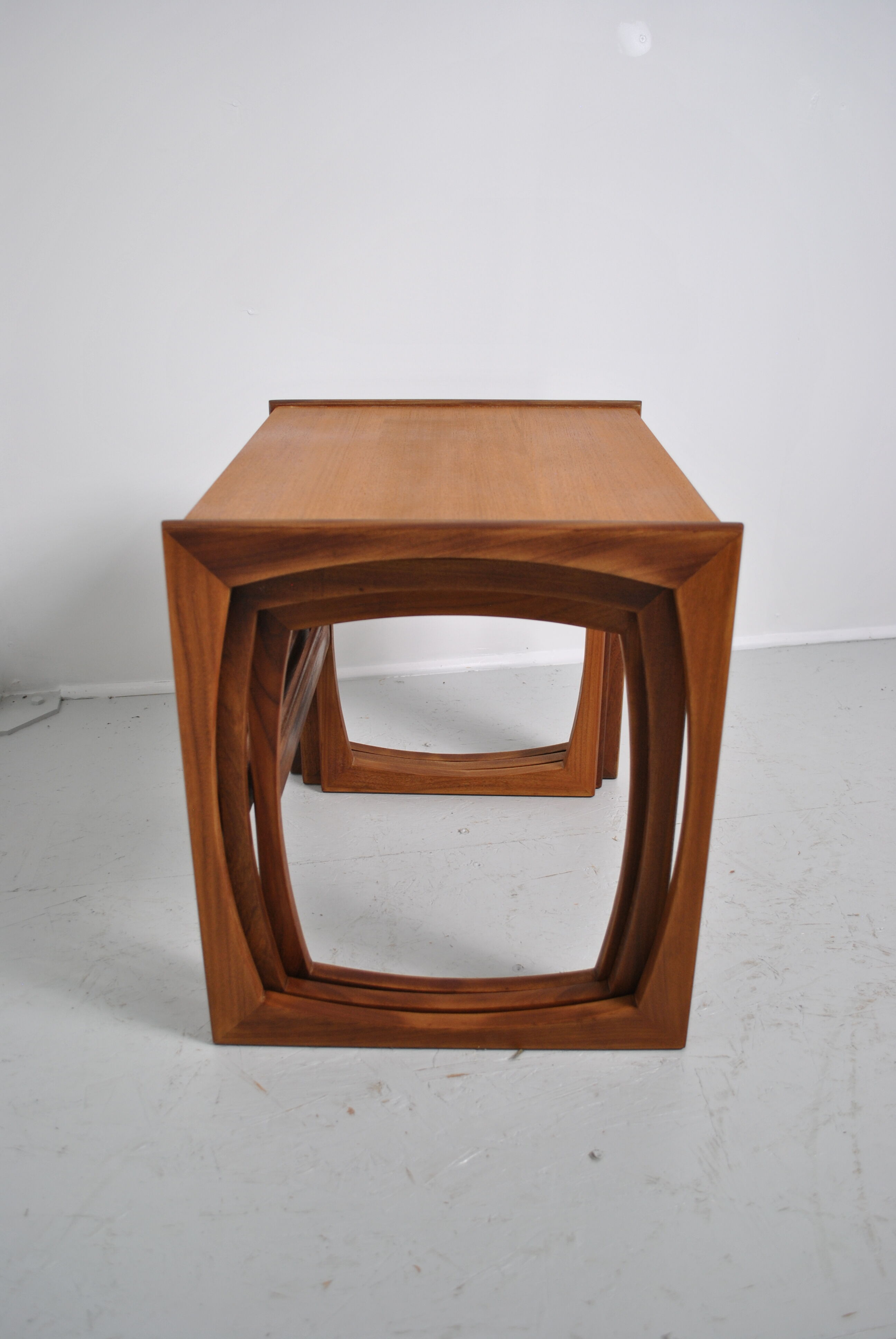 Table gigogne Gplan en teck 1970
