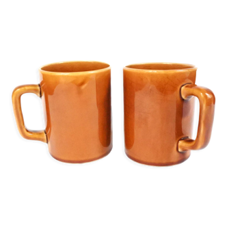 Ceramic cups