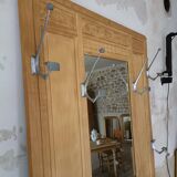 Entrance hall, renovated Art Deco coat rack