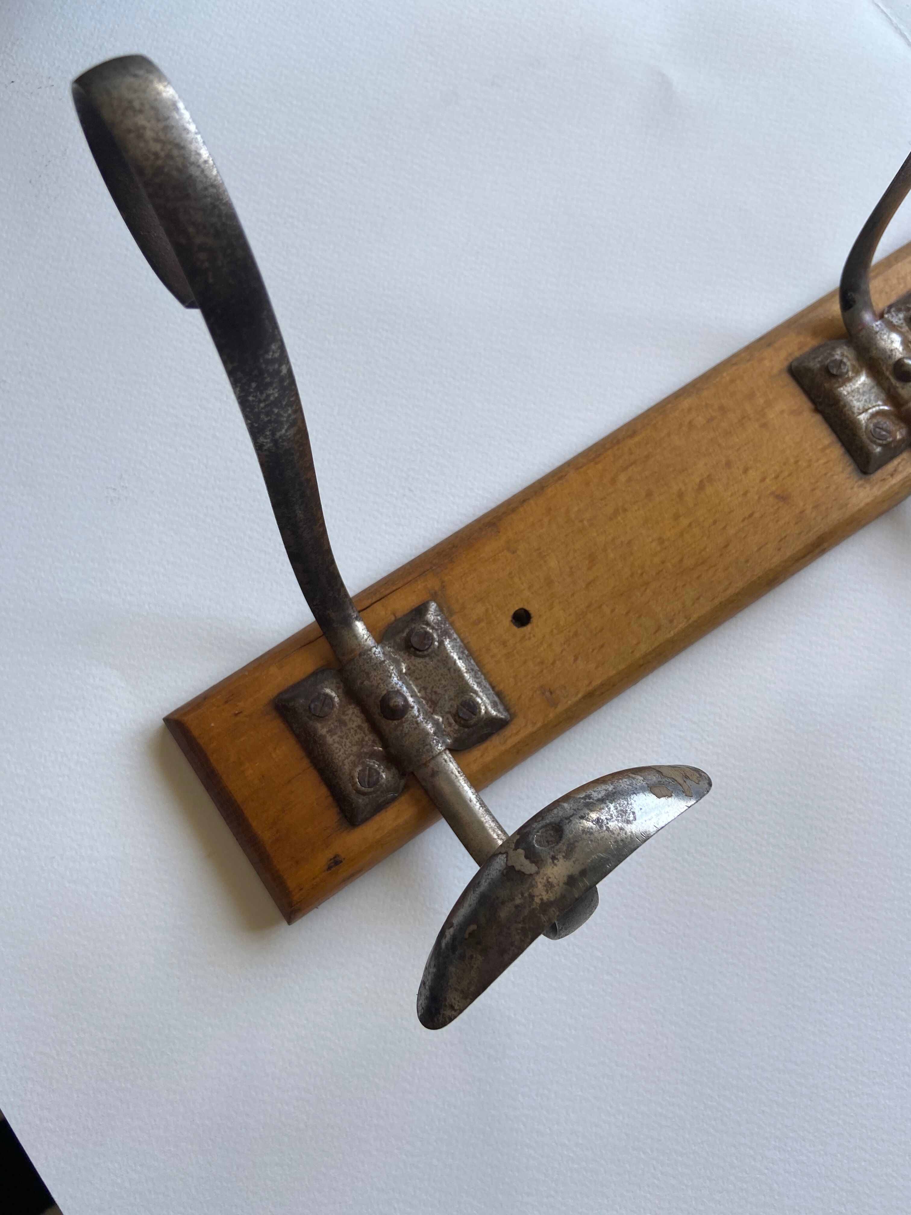 3-patères wall coat rack
