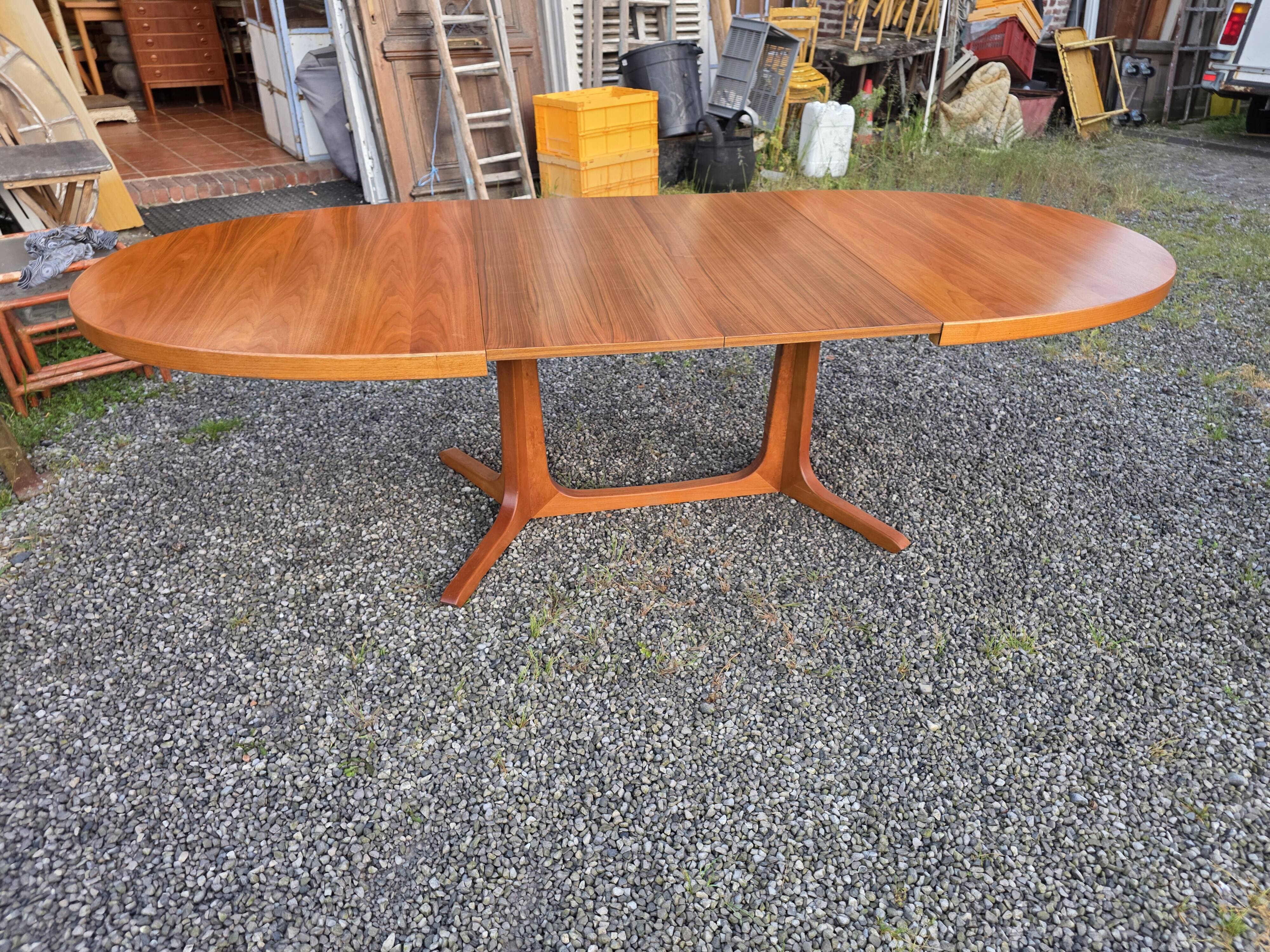 Baumann extendable table in teak from the 1960s (2 extensions)