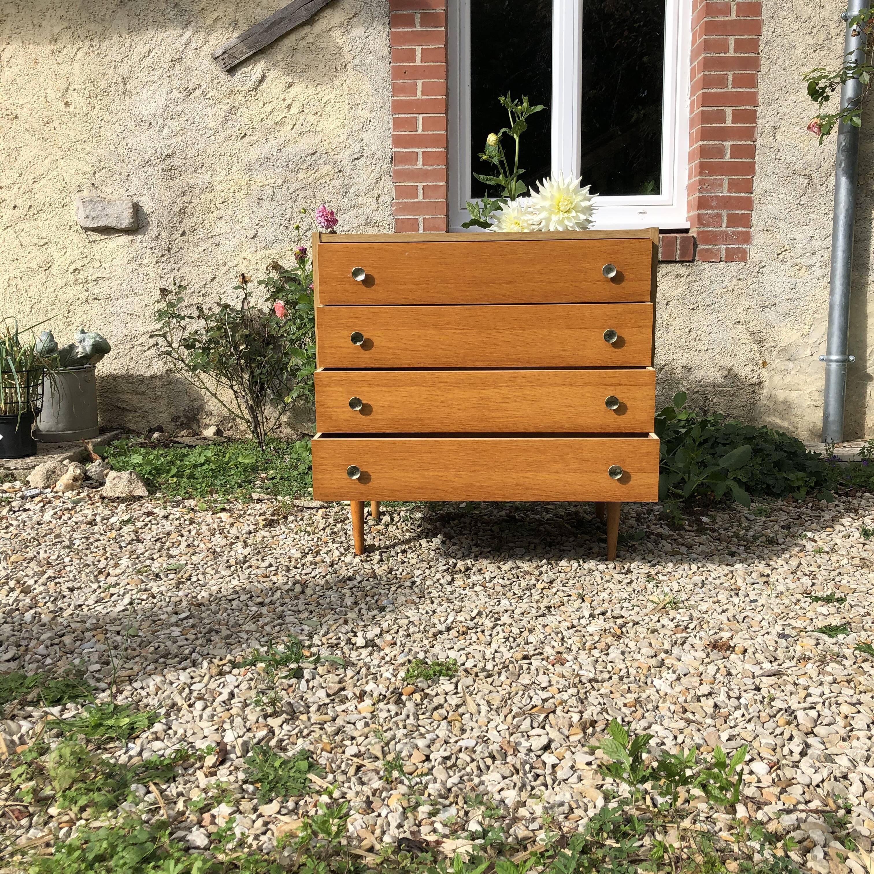 Commode vintage