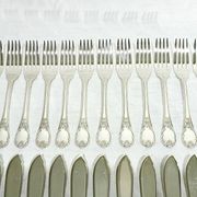 Christofle – 12-piece silver-plated fish cutlery set, Marly model