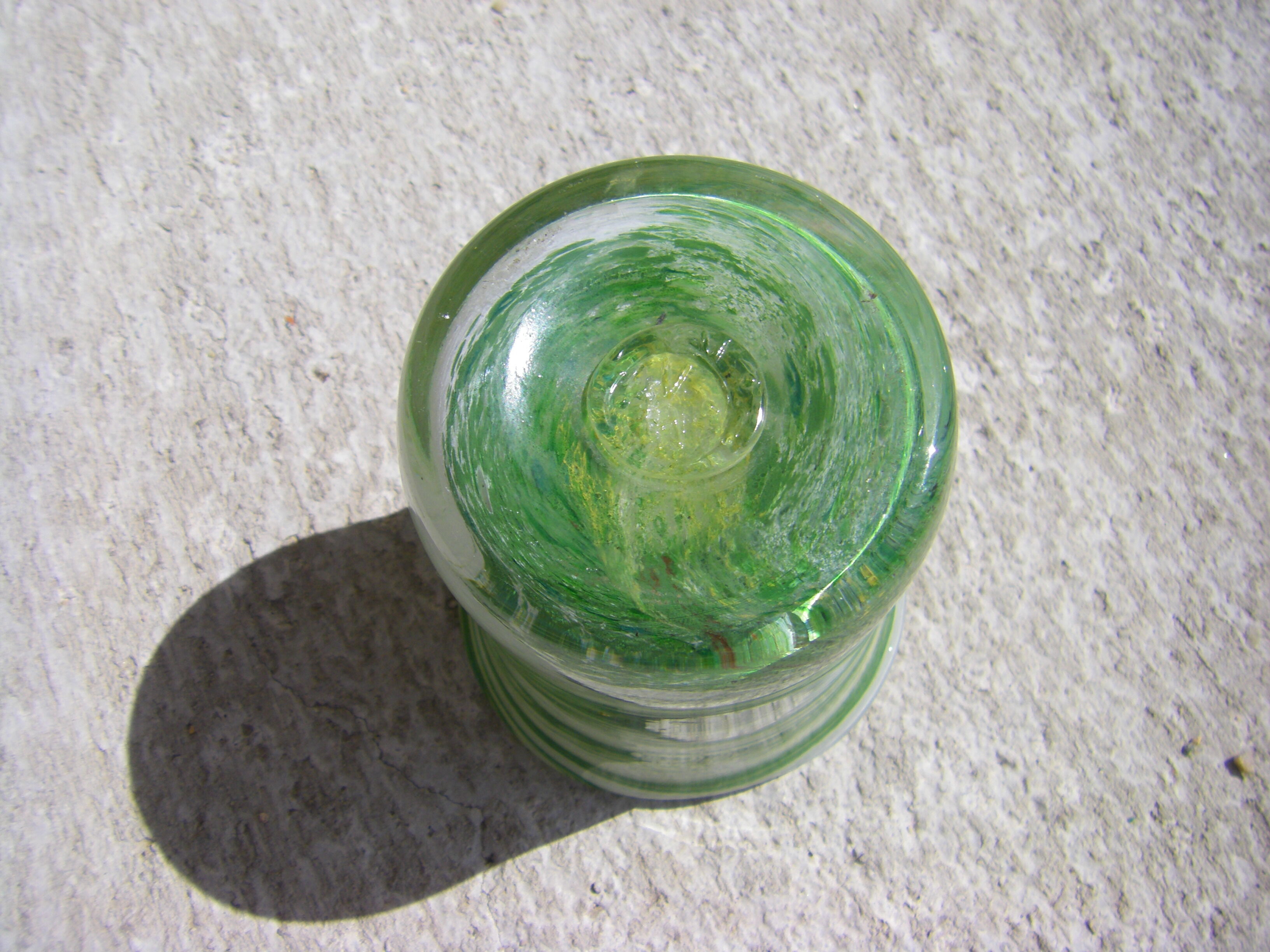 Porte-crayons en pate de verre