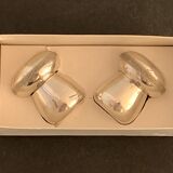 Salt and pepper mushrooms in silver metal Pavilion Christofle