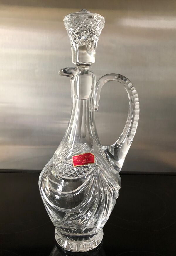 Carafe en cristal taillé