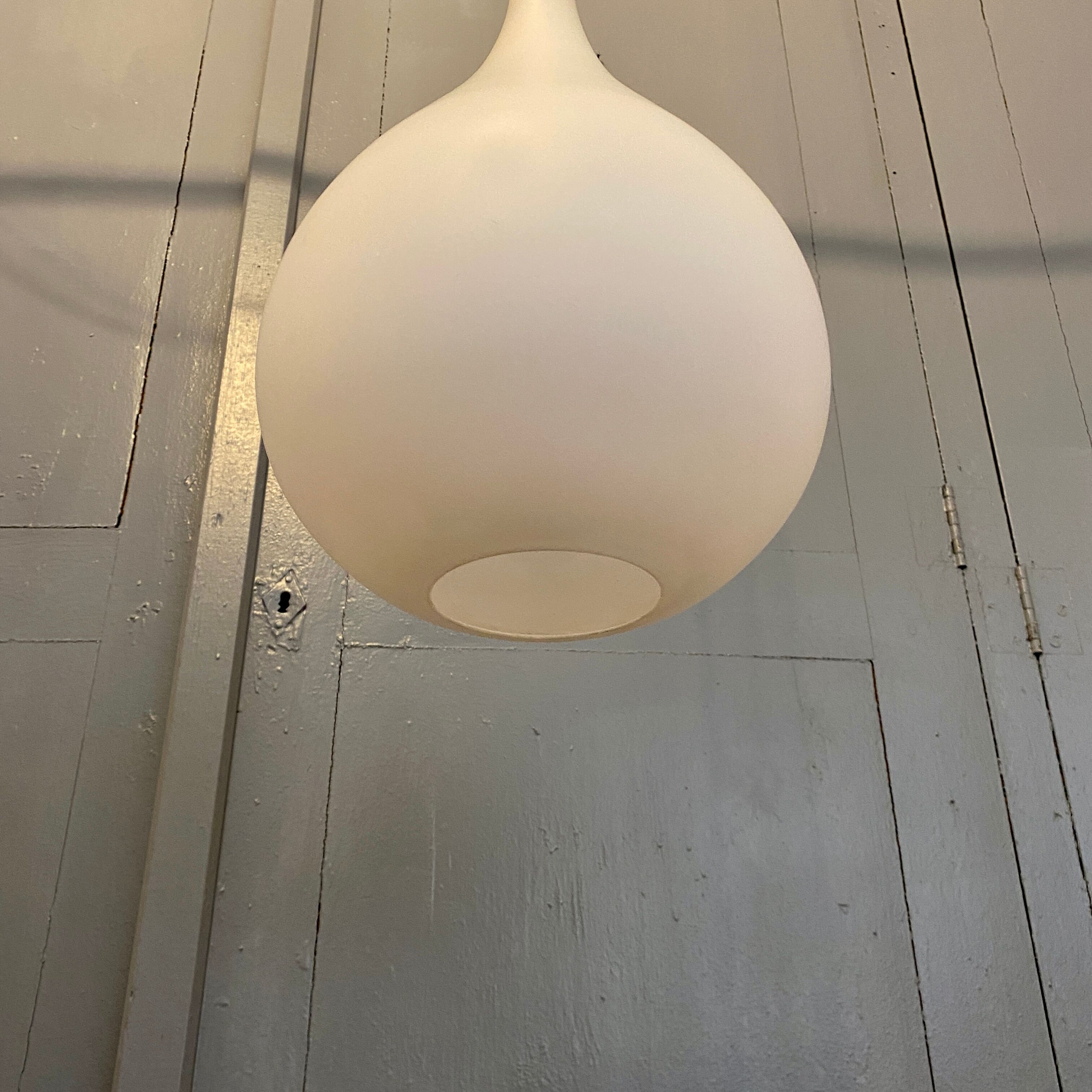 Suspension scandinave goutte d'eau 1960