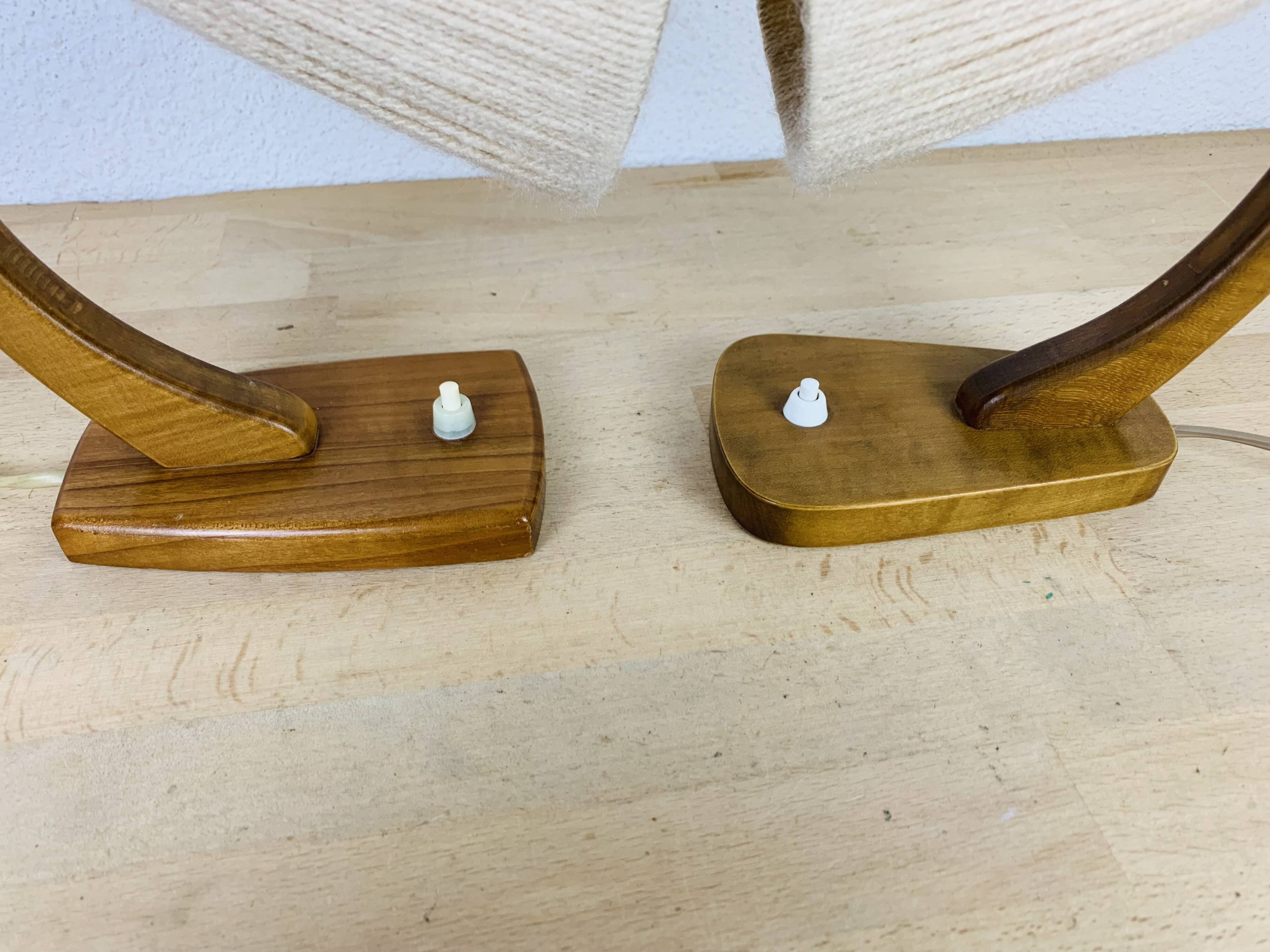 Paire de lampes art déco bois courbé et laine