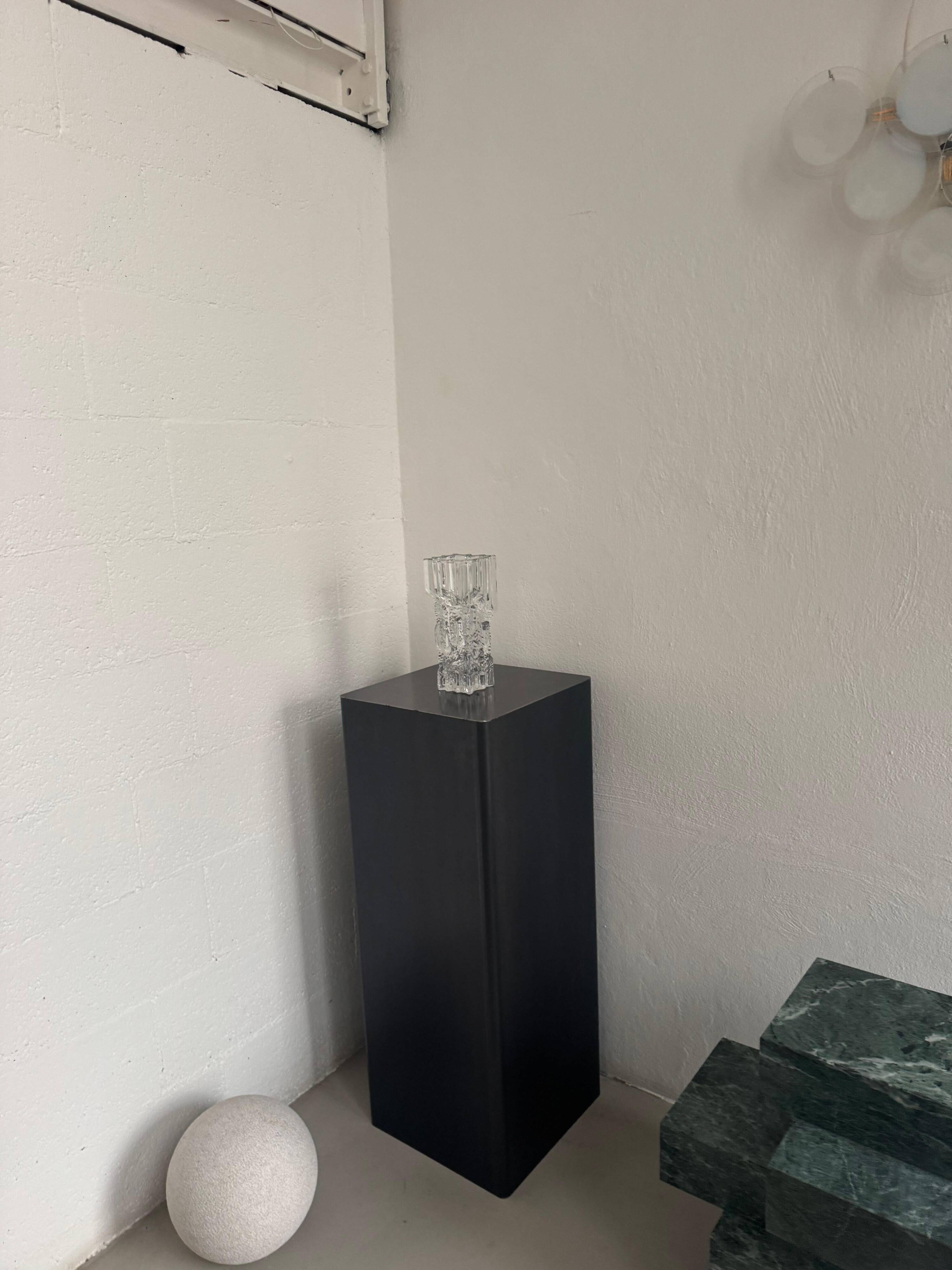 Clear decorative Vase sculpture with spikes, glass vase