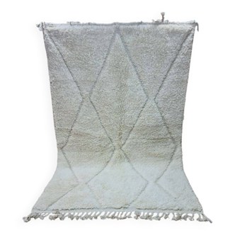 Tapis Beni Mrirt 100% Laine Naturelle – Luxe et Artisanat Berbè
