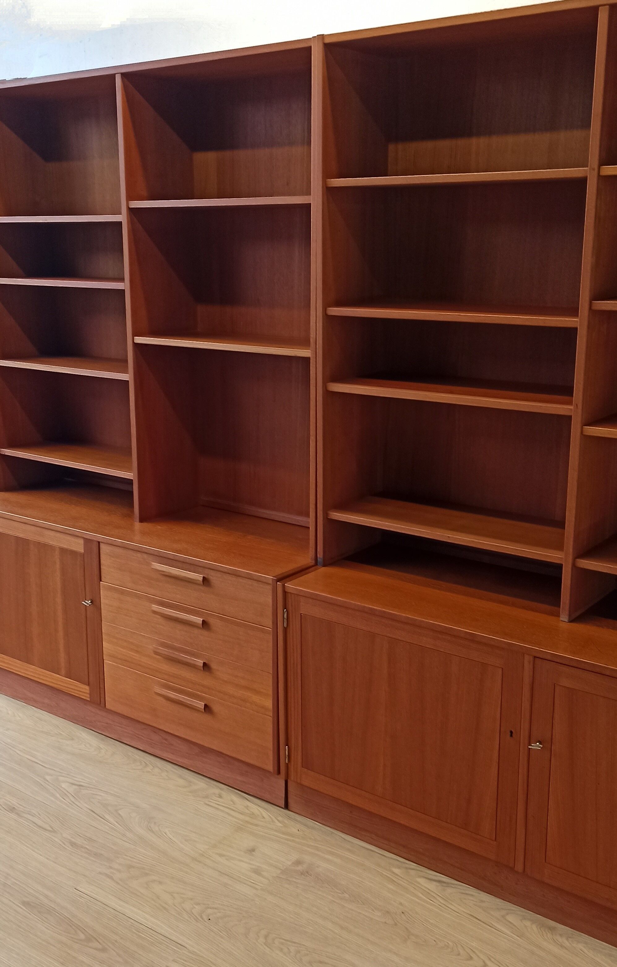 Bookcase by Nils Jonsson for Troeds, 1960