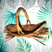Vintage basket with handle in woven rattan 1960-1970 hippie chic decorative pocket