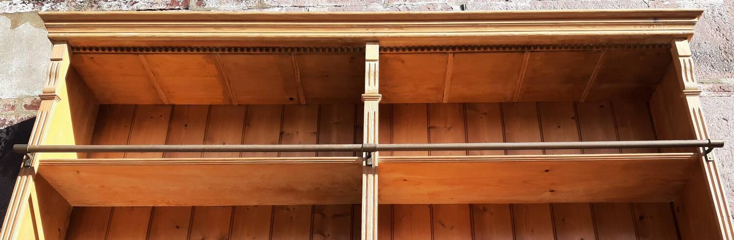 Pine bookcase (251 x 49 x height 288 cm)