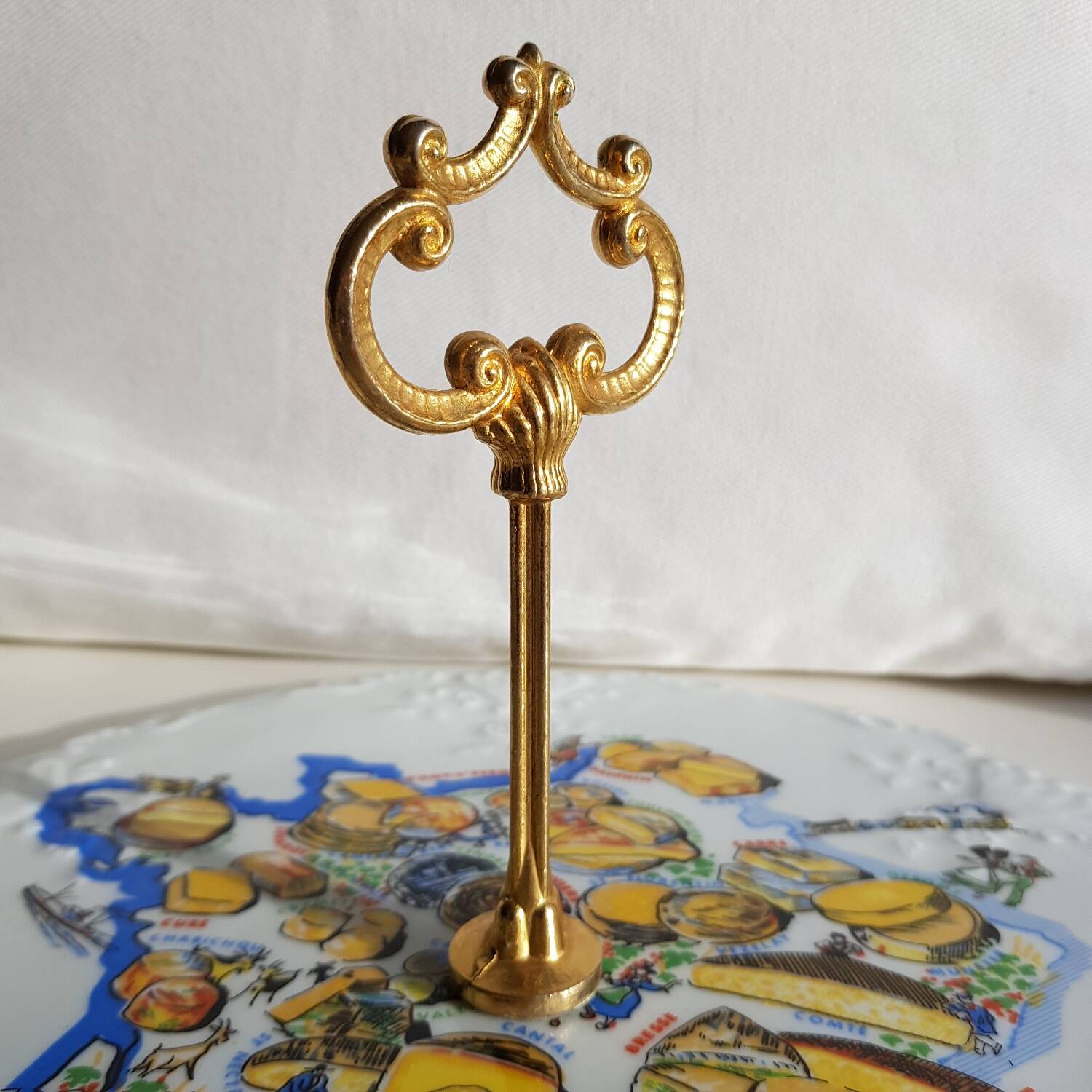 Plat de service à fromage en porcelaine de Limoges