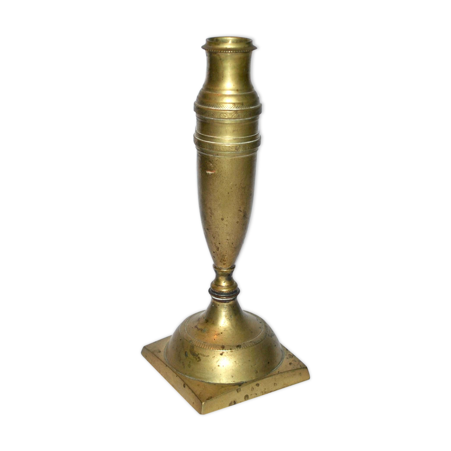 Old candlestick candlestick in engraved brass - shell shape 23 cm Ht