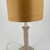 Lampe et abat-jour en bois clair