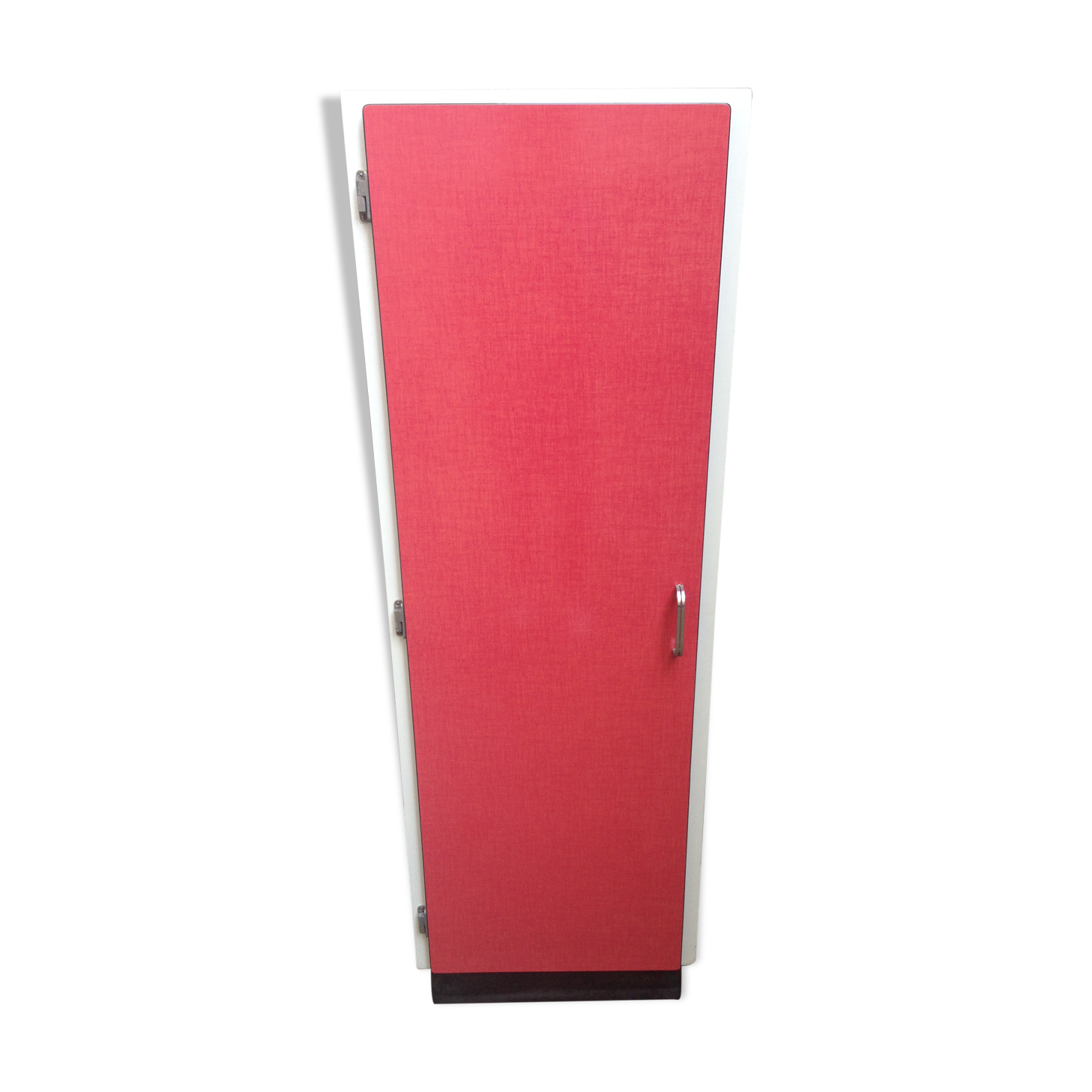 Buffet high red formica