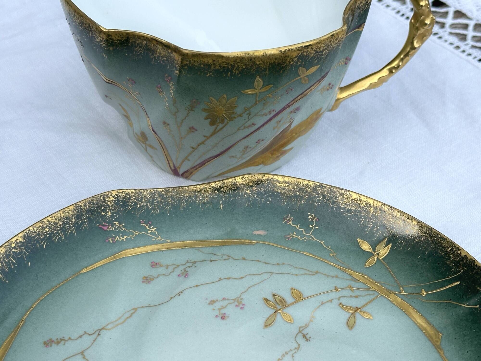 Collectible cup / saucer in egg shell porcelain - Art Nouveau