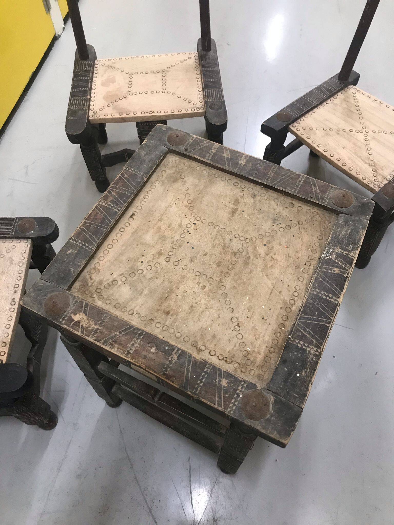 Table and 3 small African chairs set