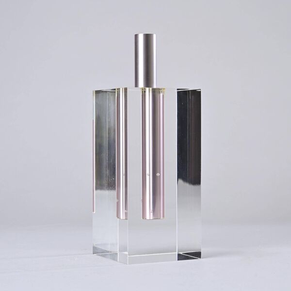 Vase #1 par Shiro Kuramata, vers 1980, Japon