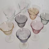 Verres à pieds colorés anciens