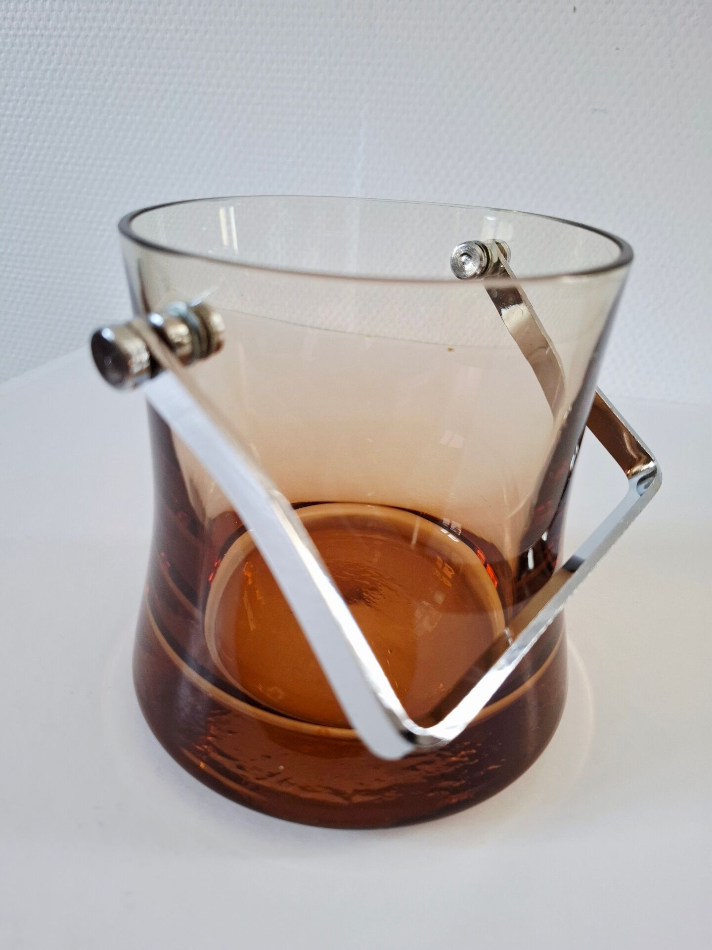Ice bucket 1970