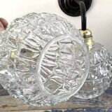 Paire d’appliques murales en verre ciselé