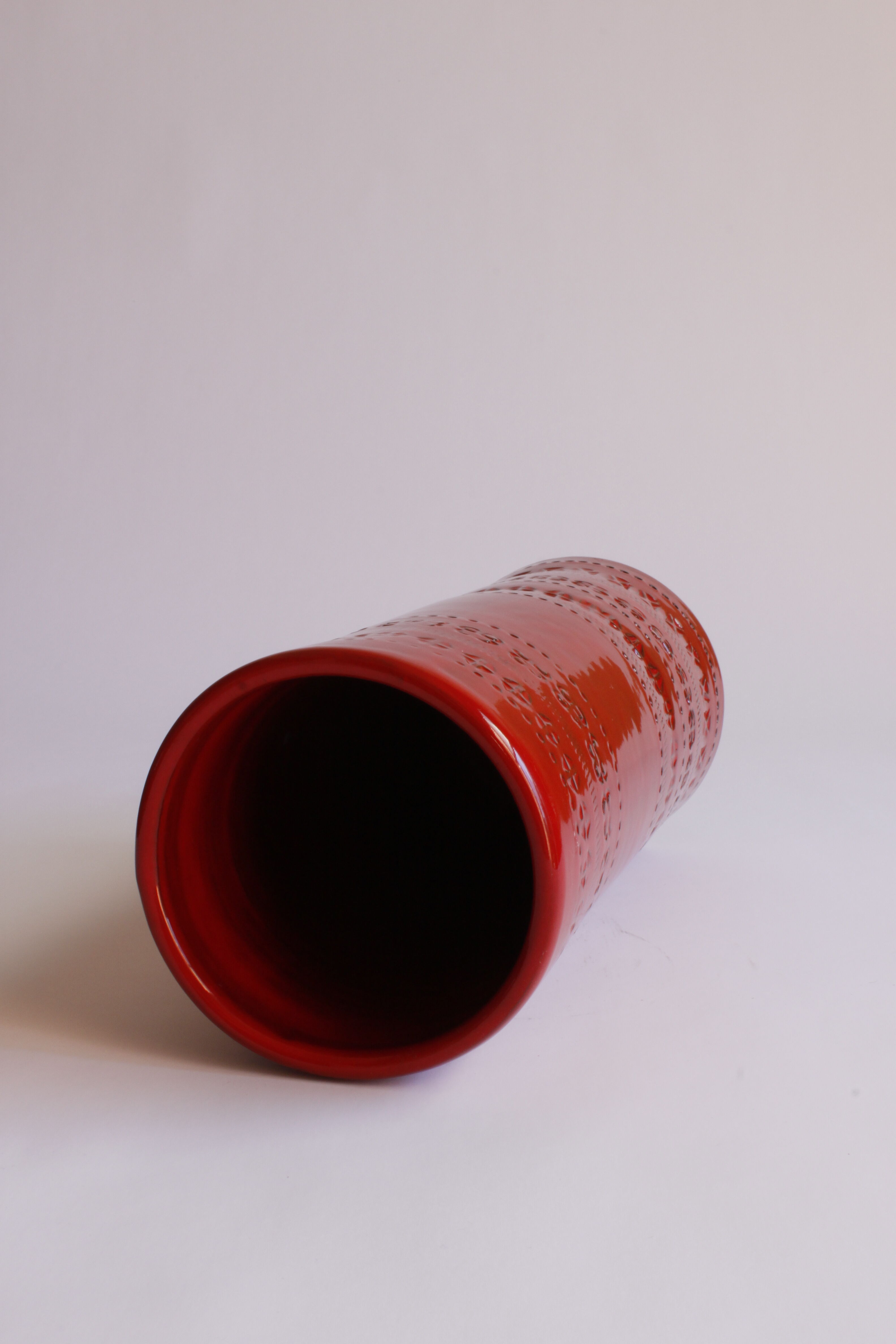 Cylindrical red ceramic vase by Aldo Londi for Bitossi, Italy